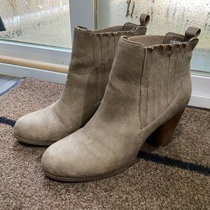 Madden Girl ankle boots